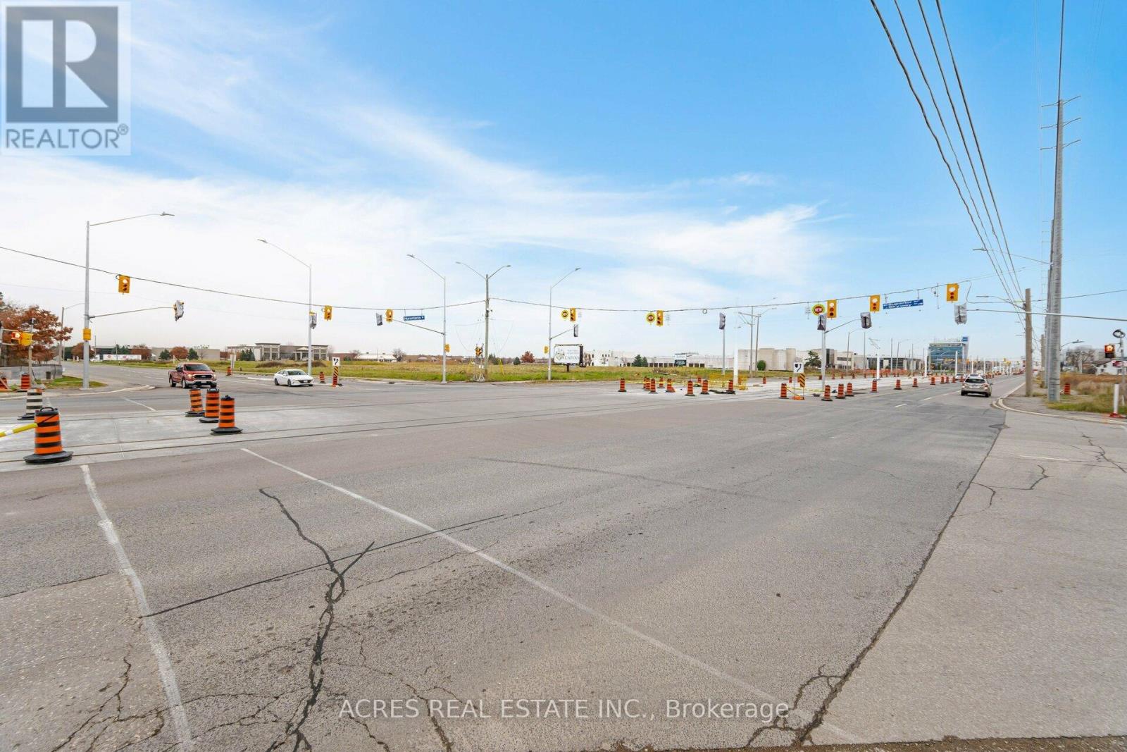 70 SUPERIOR BOULEVARD