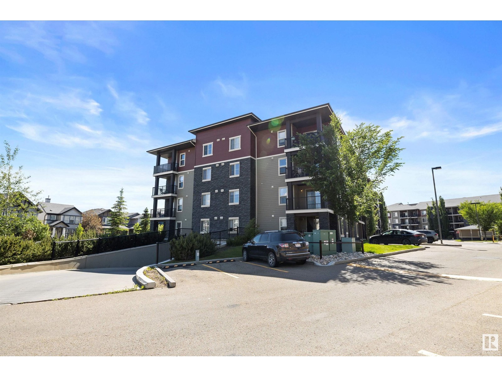#114 1080 MCCONACHIE BV NW