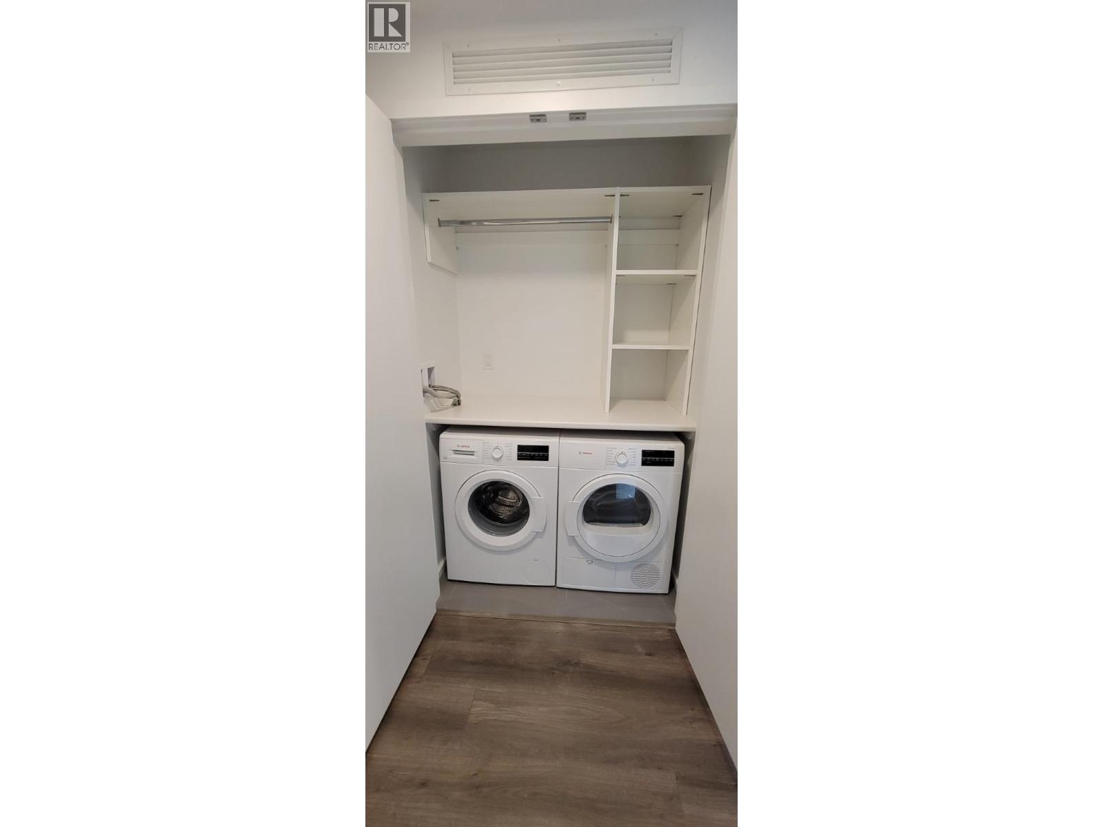 1711 3809 EVERGREEN PLACE