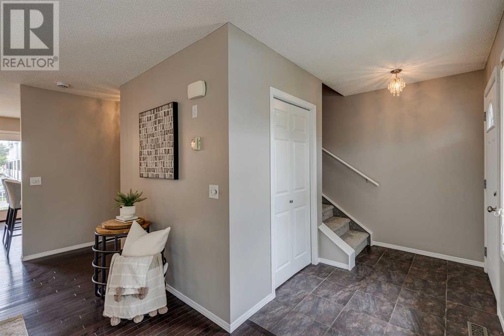 1005 Prairie Sound Circle NW