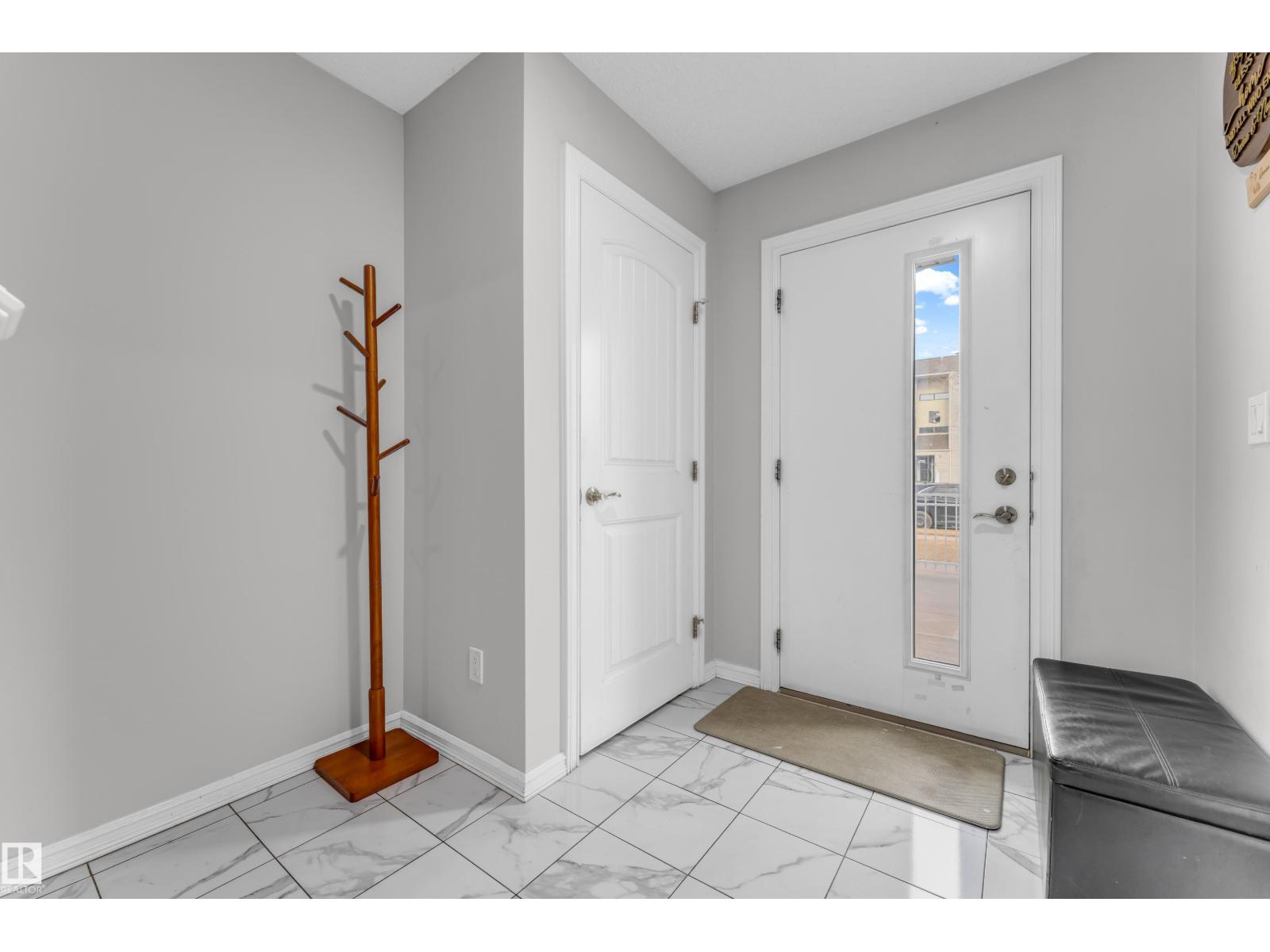 #61 215 SADDLEBACK RD NW