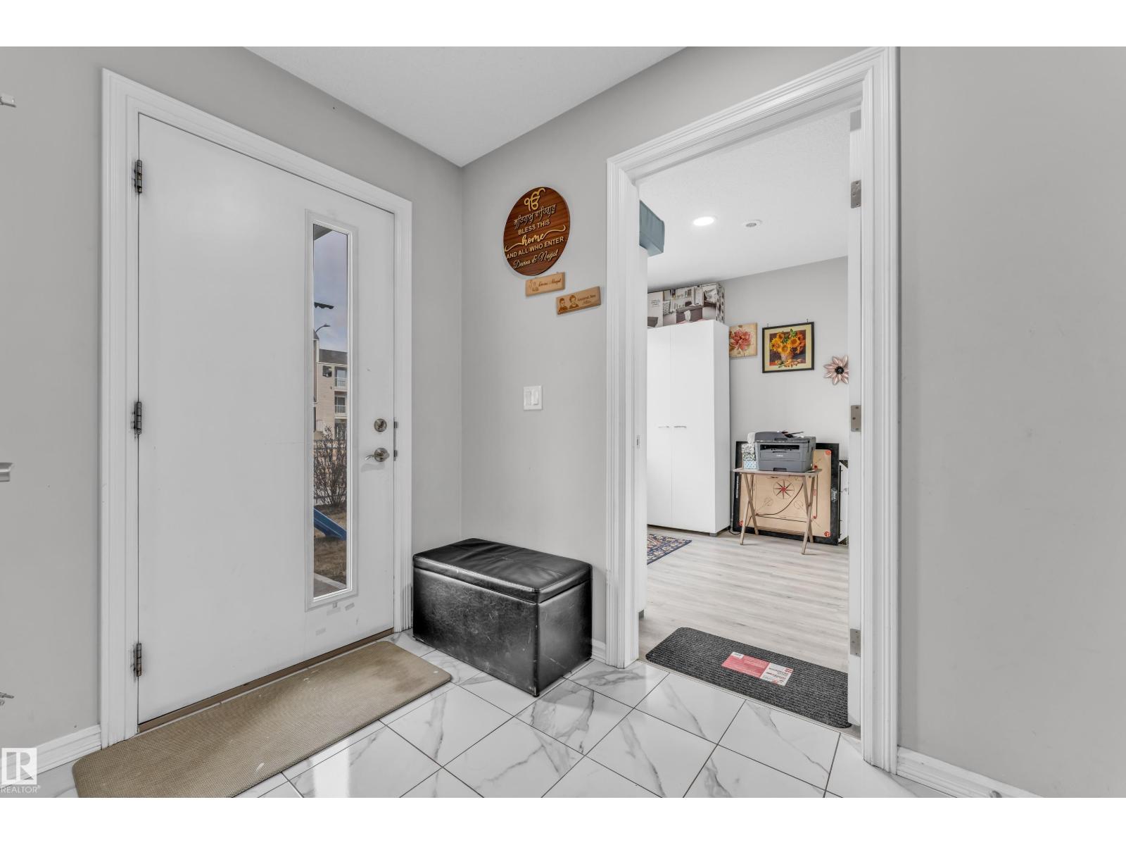 #61 215 SADDLEBACK RD NW