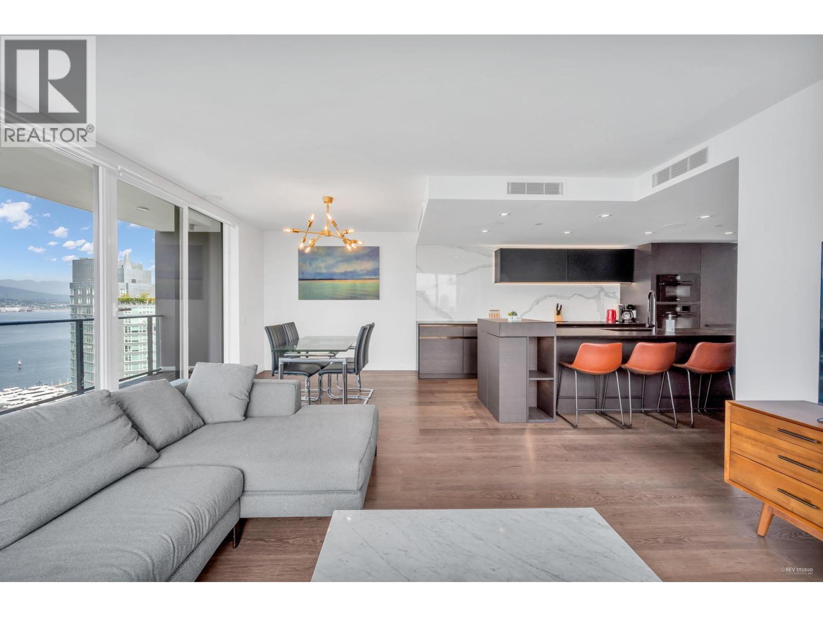 2001 620 CARDERO STREET