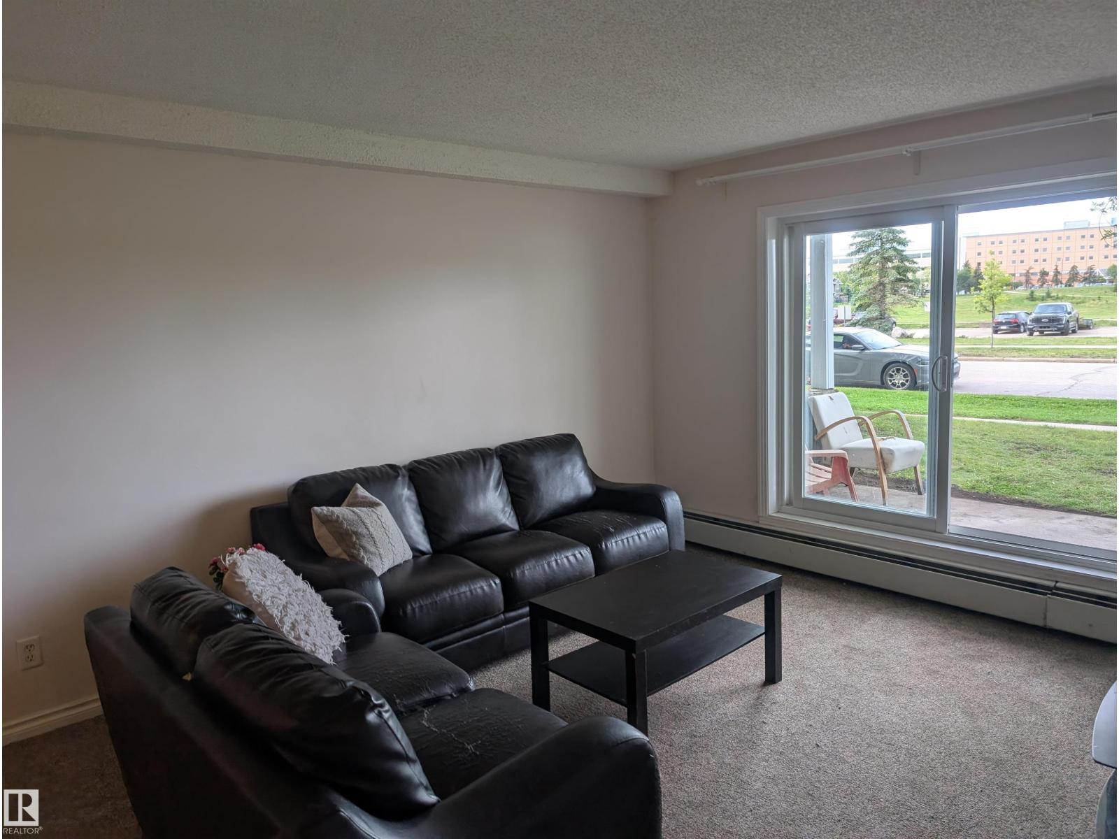 #110 5065 31 AV NW NW