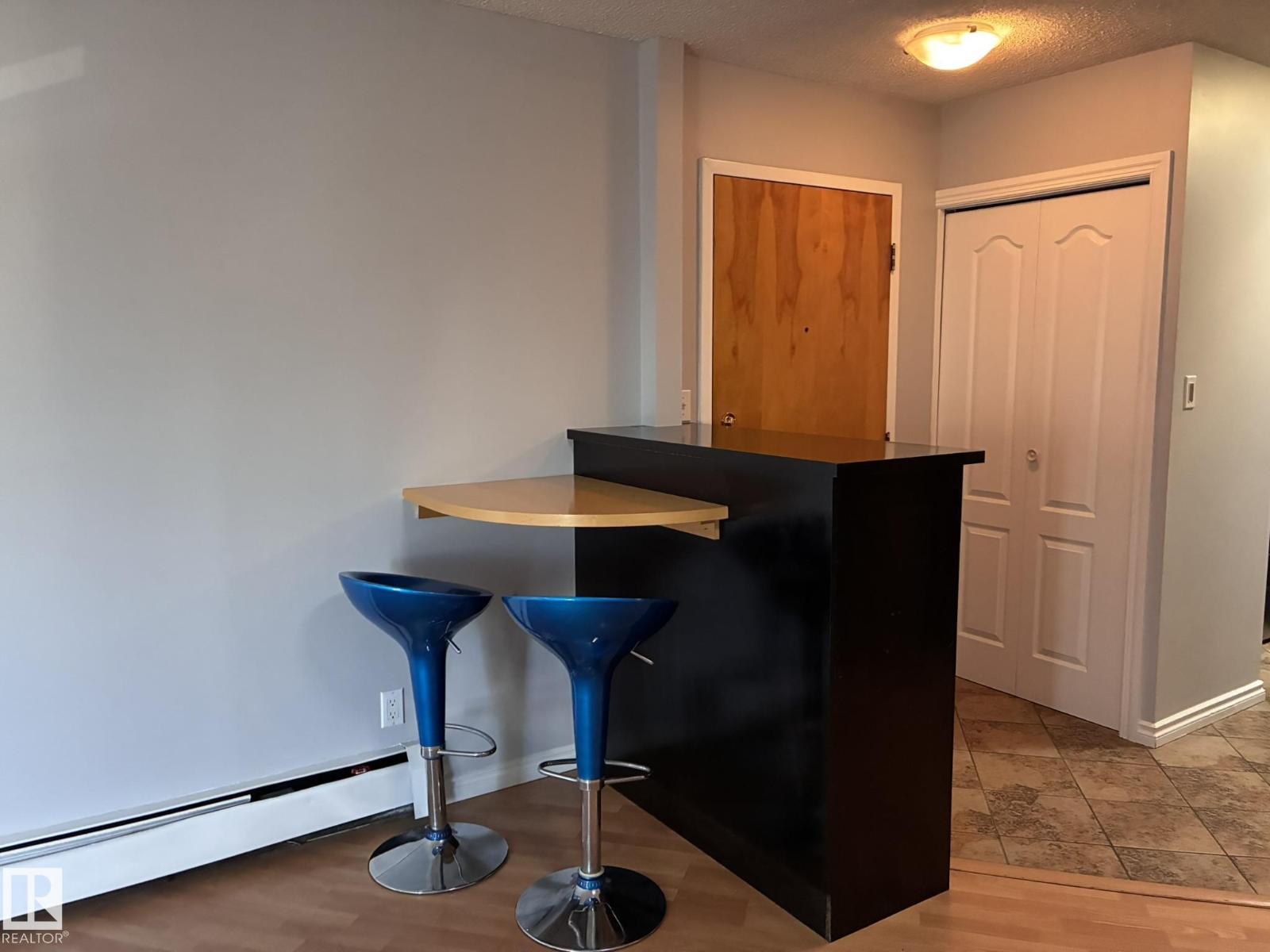 #17 10721 116 ST NW