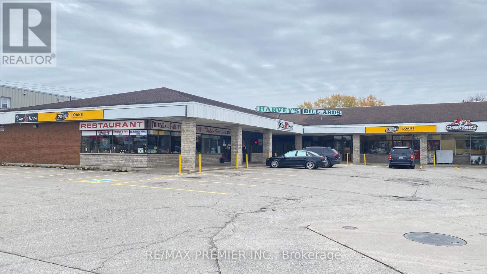 3 & 4 - 925 16TH STREET E