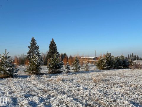 #206 23229 SH 651 Rural Sturgeon County AB T0A1N6