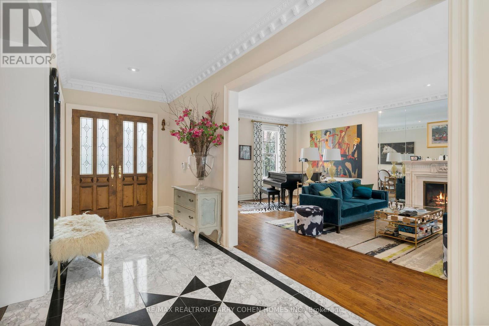 10 PINE HILL ROAD