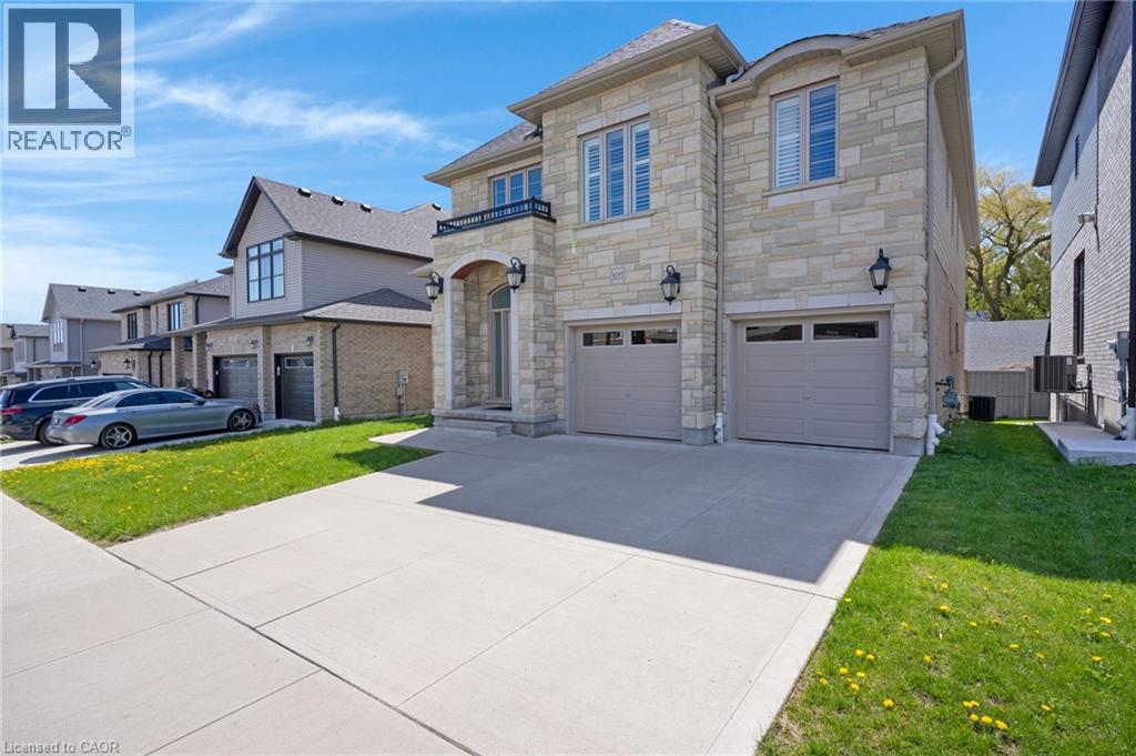 305 BLAIR CREEK Drive