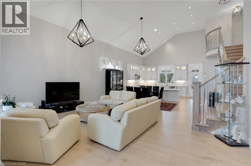 305 BLAIR CREEK Drive