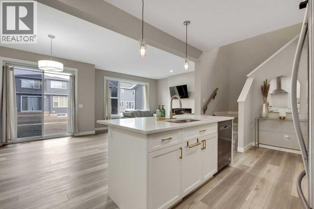 216 Creekstone Row SW