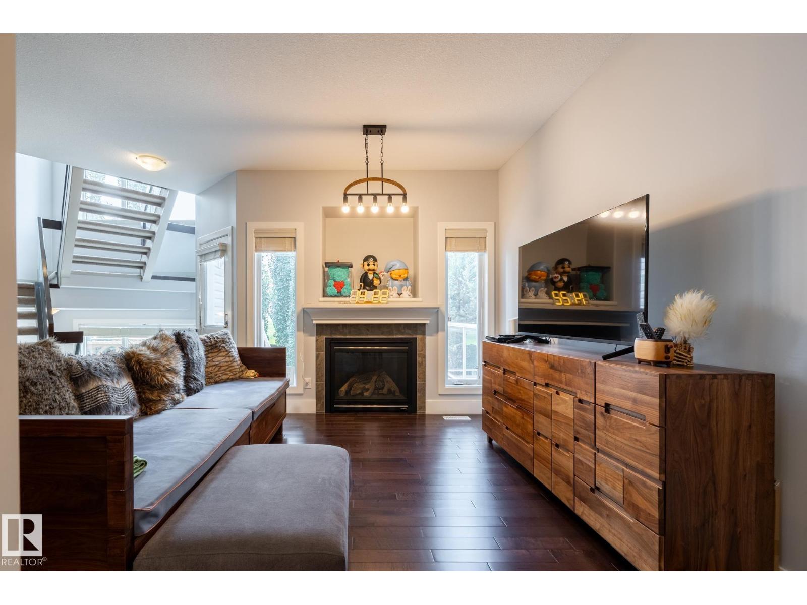 #10 1901 126 ST SW