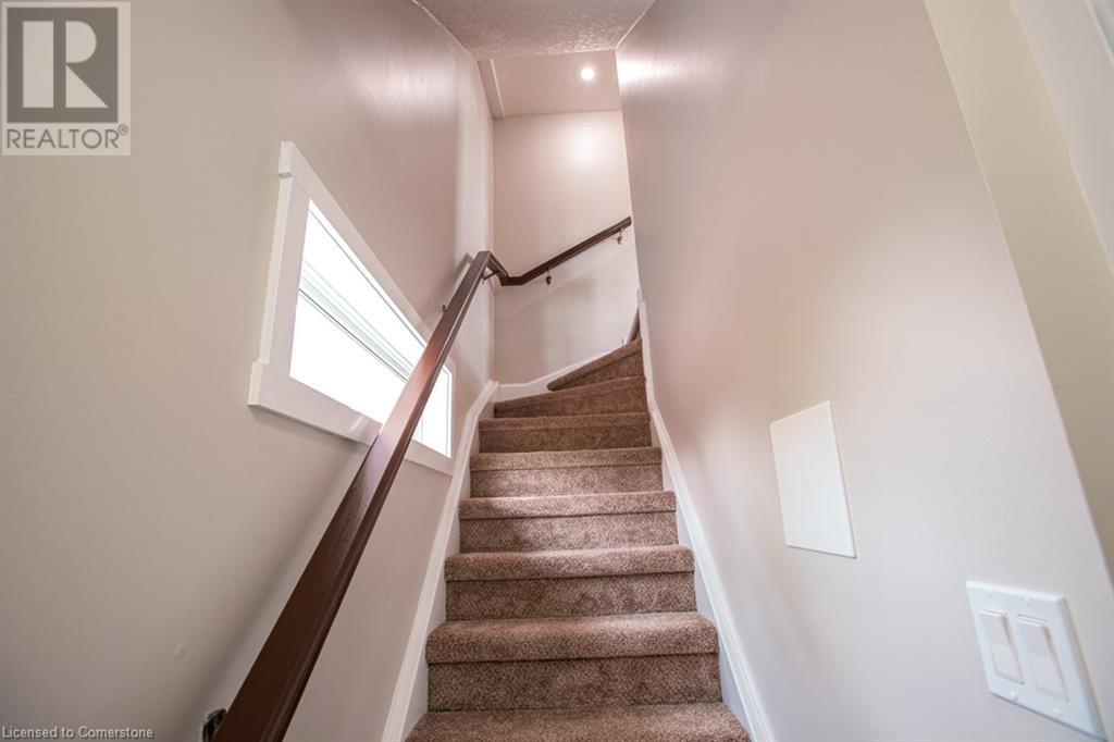 489 EAST Avenue Unit# B