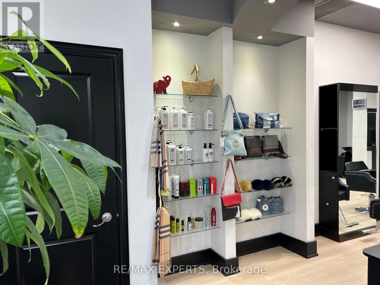 B14 - 2181 STEELES AVENUE W