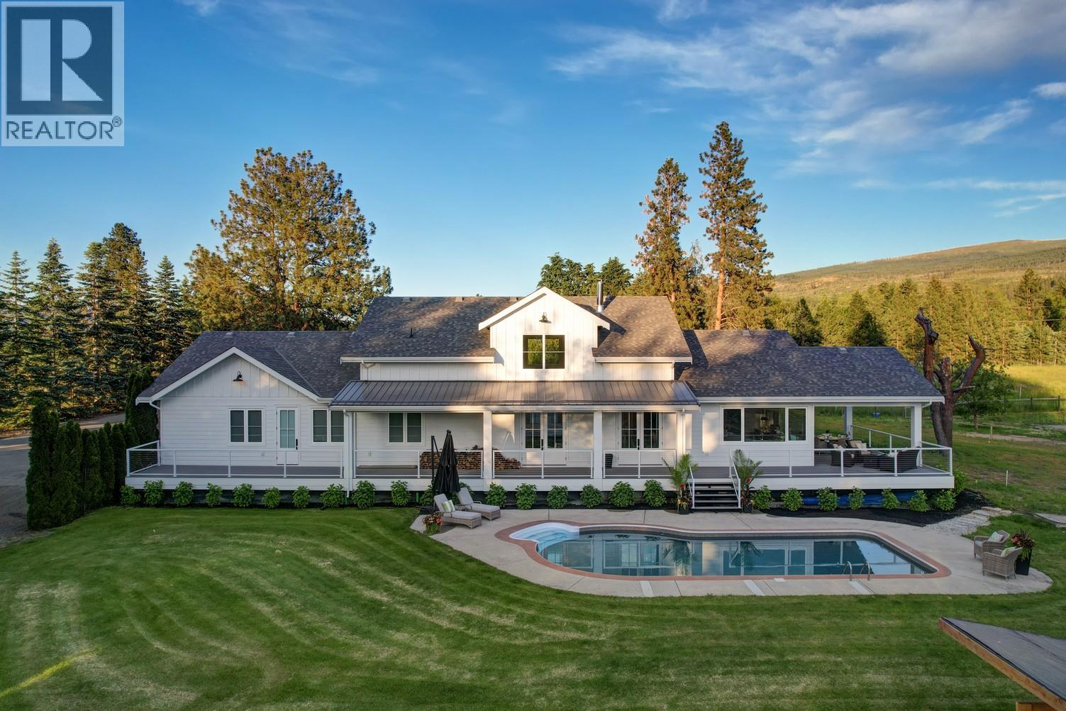 4510-4520 Stewart Road E