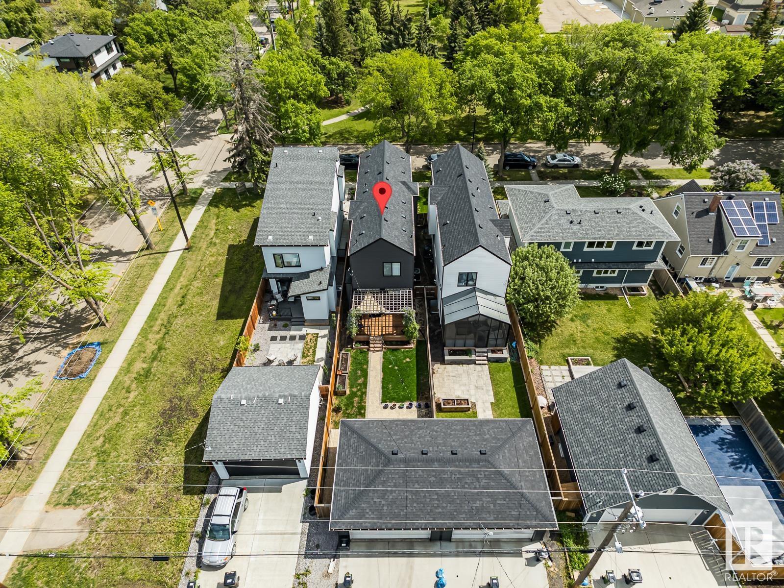 10994 128 ST NW NW
