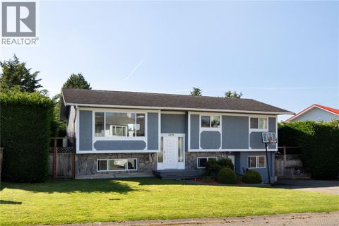 4119 Cabot Pl Saanich BC V8N4V9