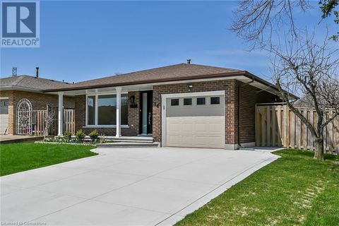 14 GLEN VISTA Drive Hamilton ON L8K6B7