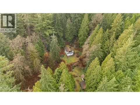 4520 LYNN VALLEY ROAD North Vancouver BC V7K2T5