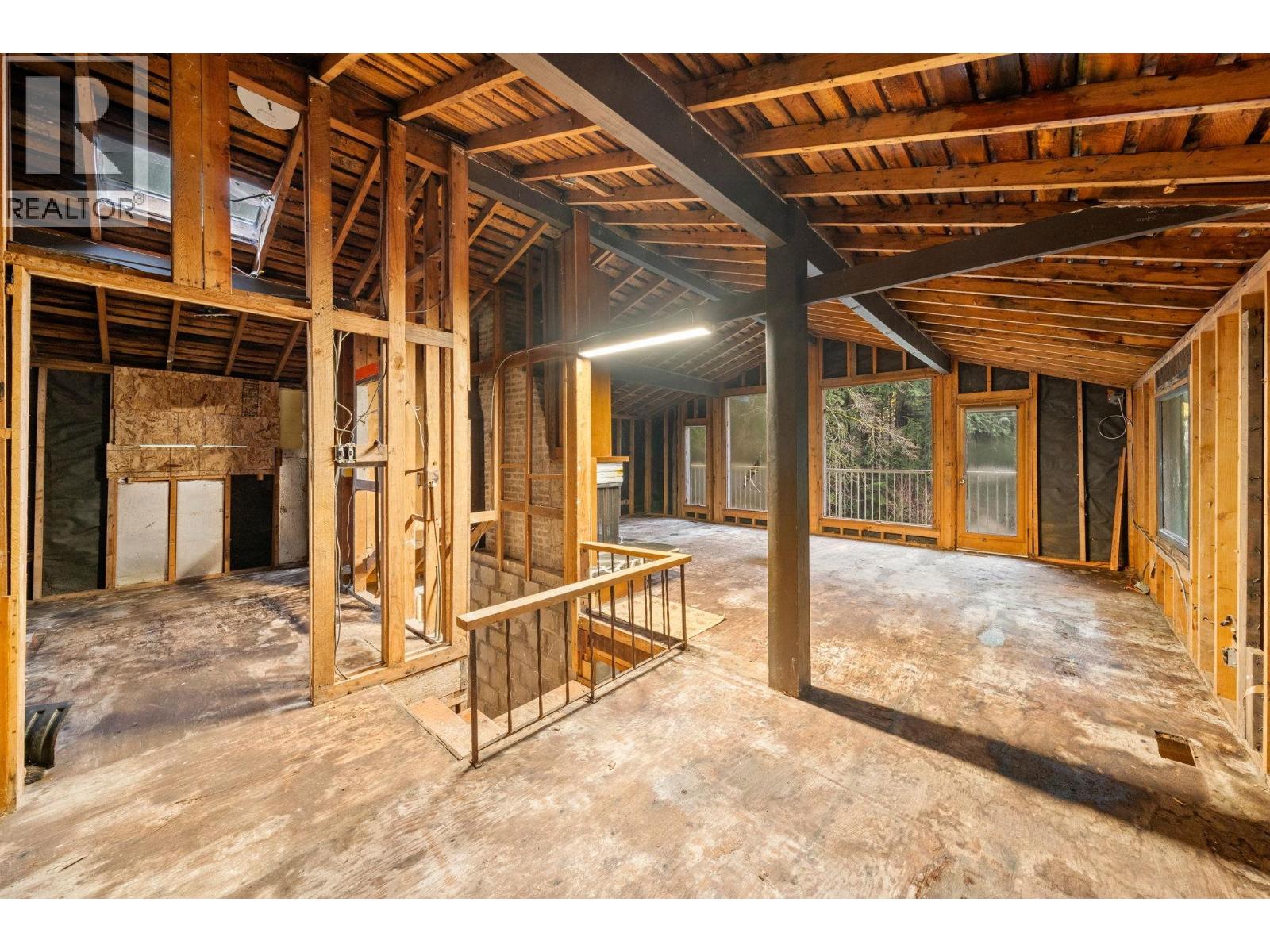 4520 LYNN VALLEY ROAD