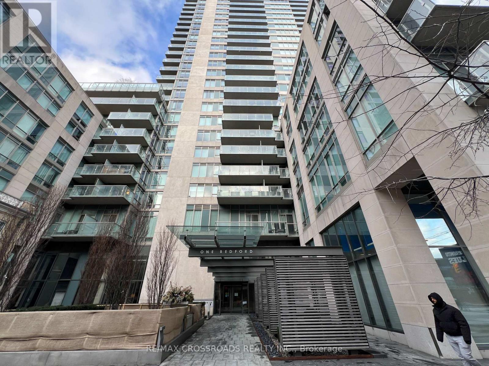 3003 - 1 BEDFORD ROAD