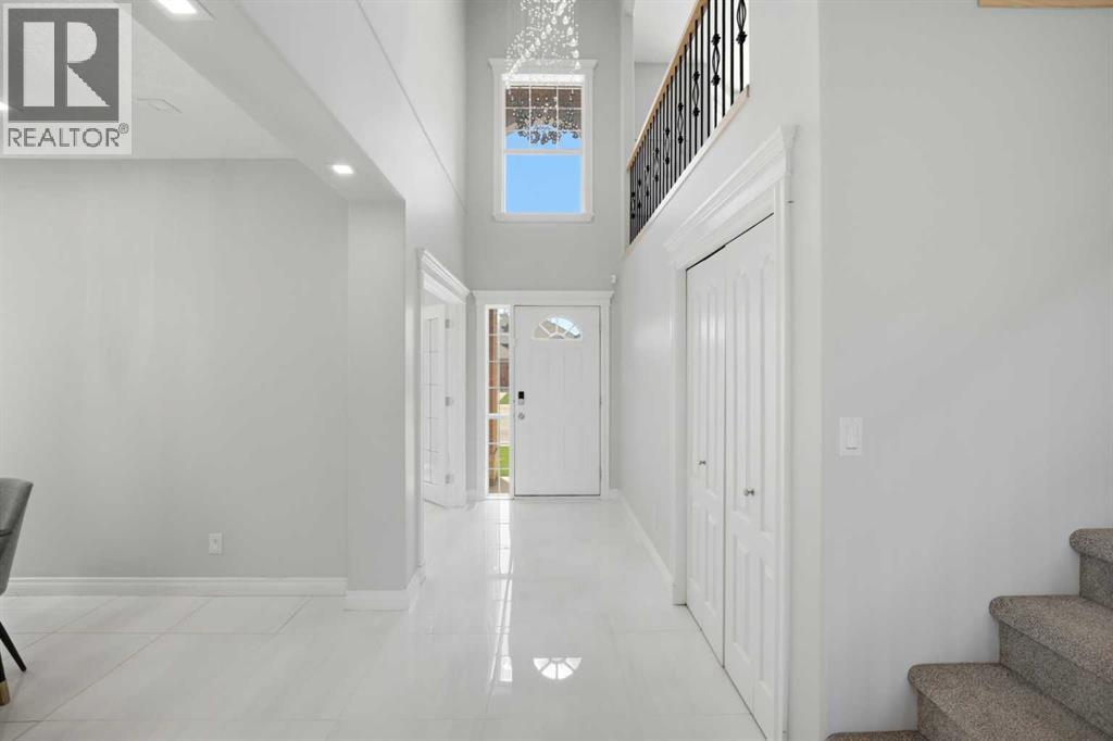 1433 Strathcona Drive SW