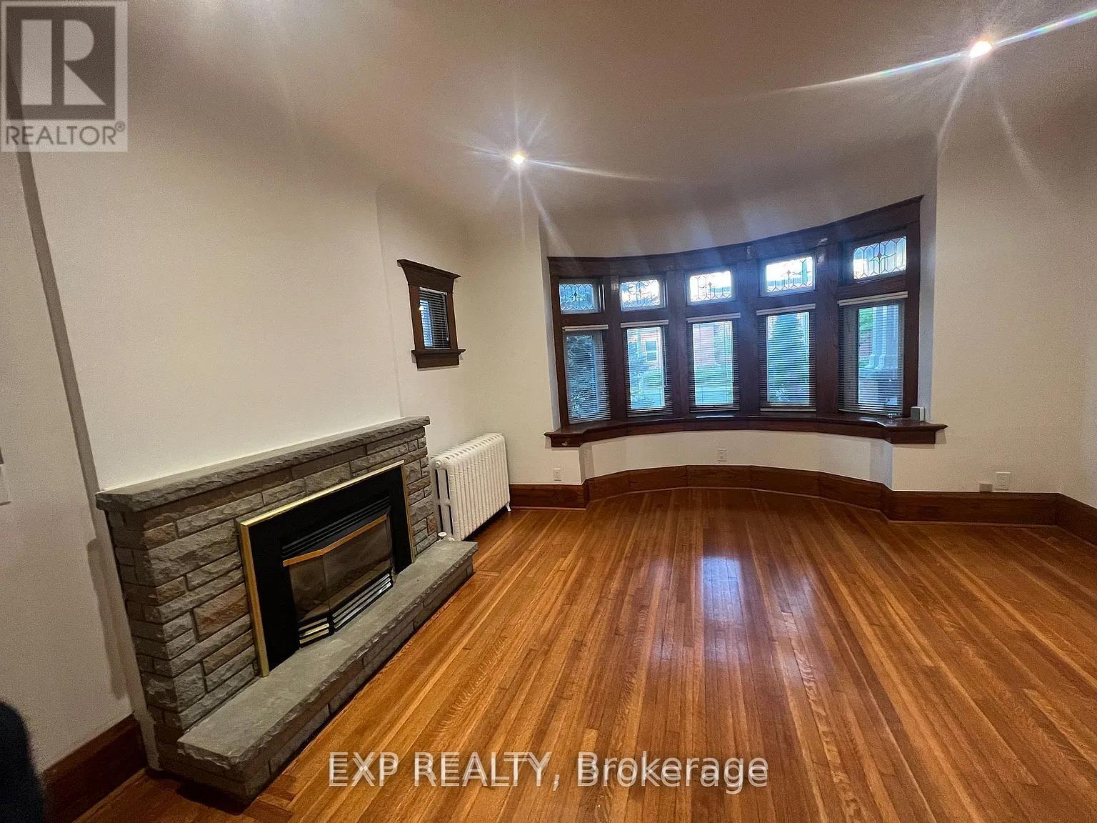 MAIN - 174 EVELYN AVENUE