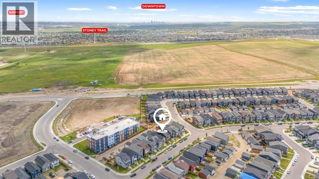 685 Livingston Way NE