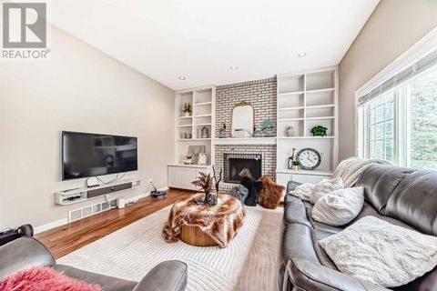 145 Straddock Terrace SW Calgary AB T3H2T5