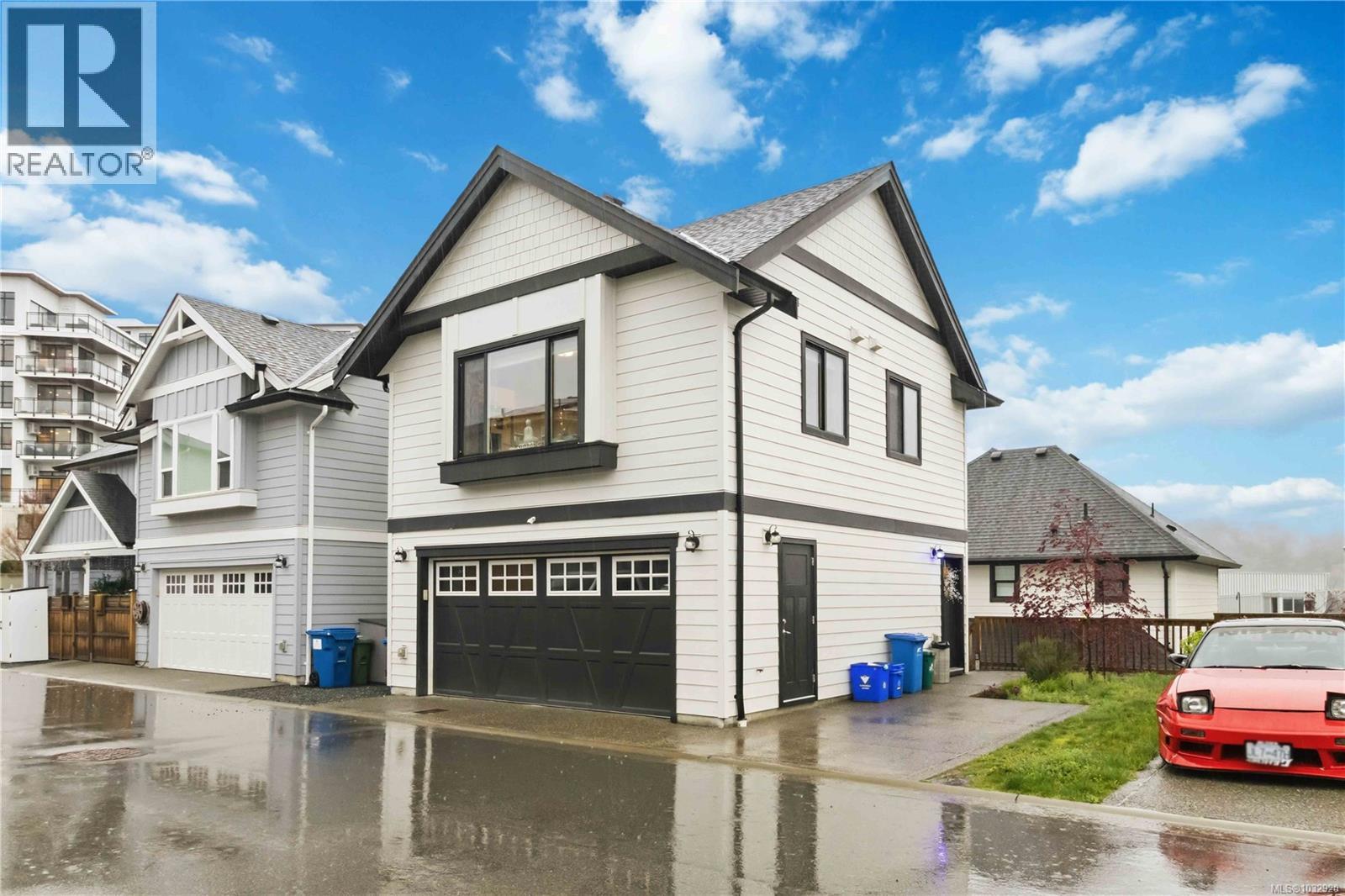 3023 Constellation Ave