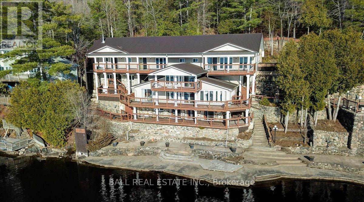 461 THE RIDGE ROAD