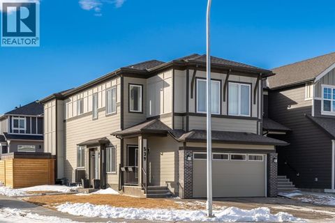 539 Savanna Landing NE Calgary AB T3J2L1