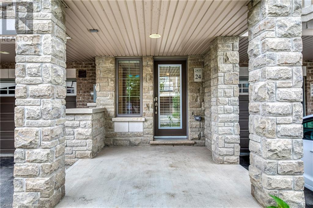 2435 GREENWICH Drive Unit# 24