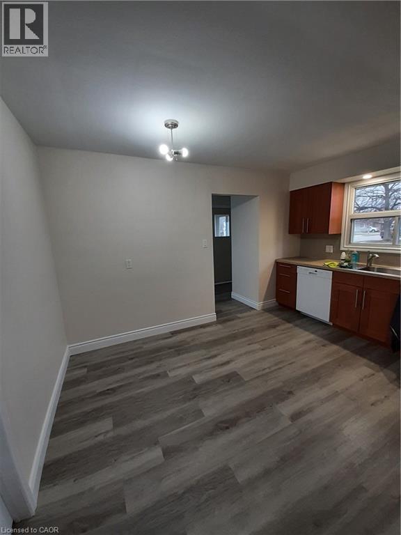 34 ELMWOOD Avenue Unit# 201