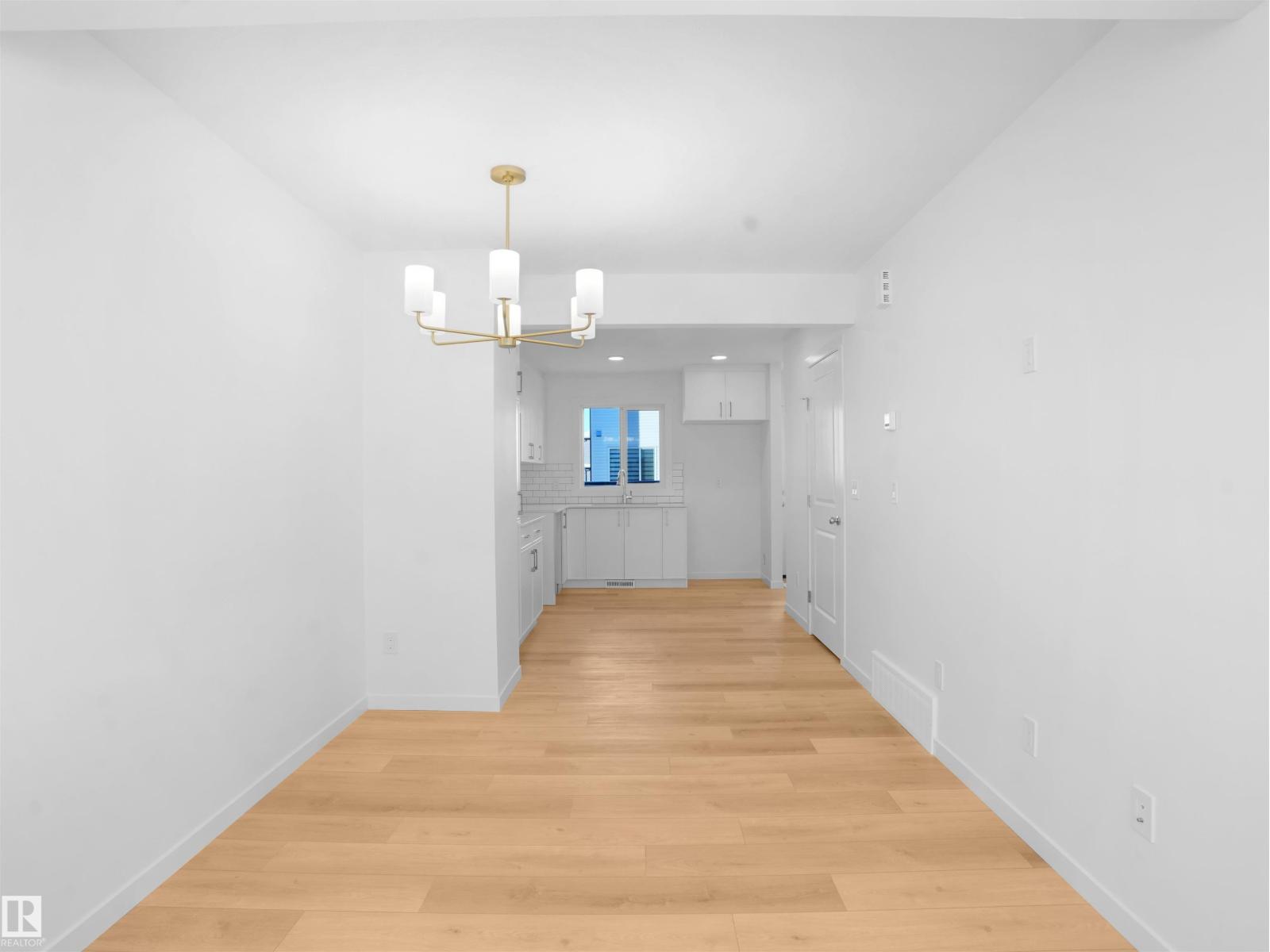 #33 1009 Cy Becker RD NW