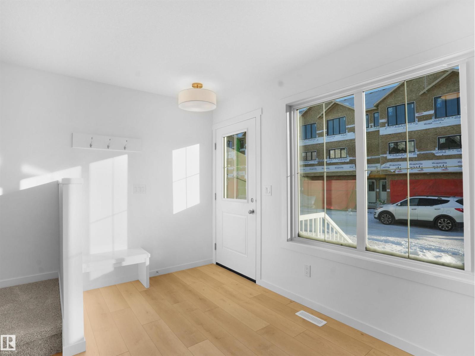 #33 1009 Cy Becker RD NW