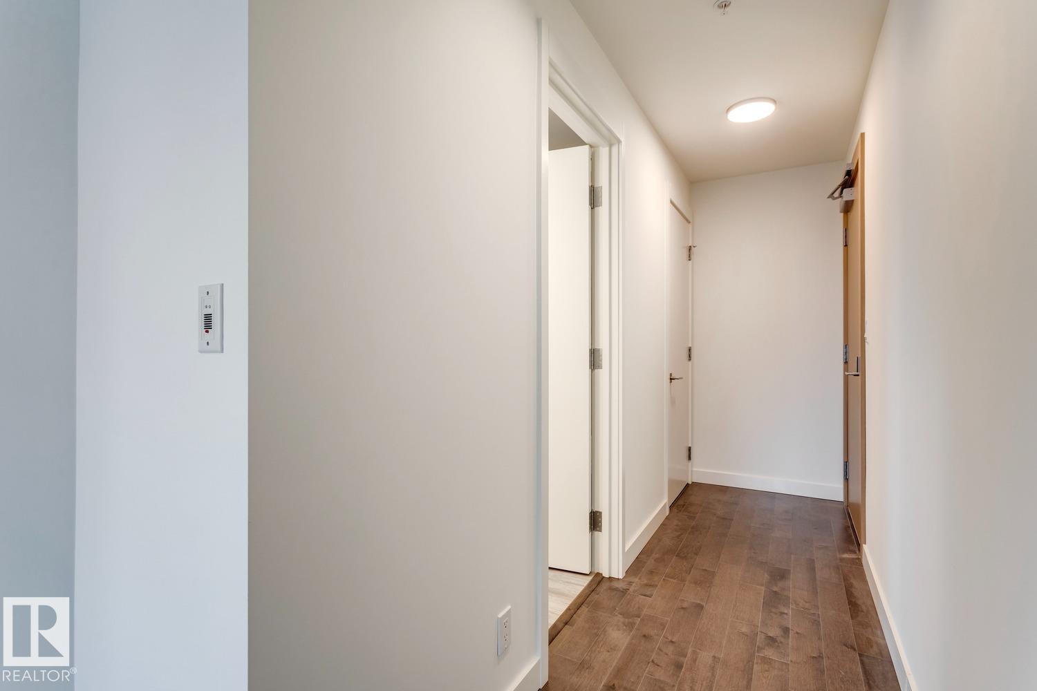 #3307 10360 102 ST NW