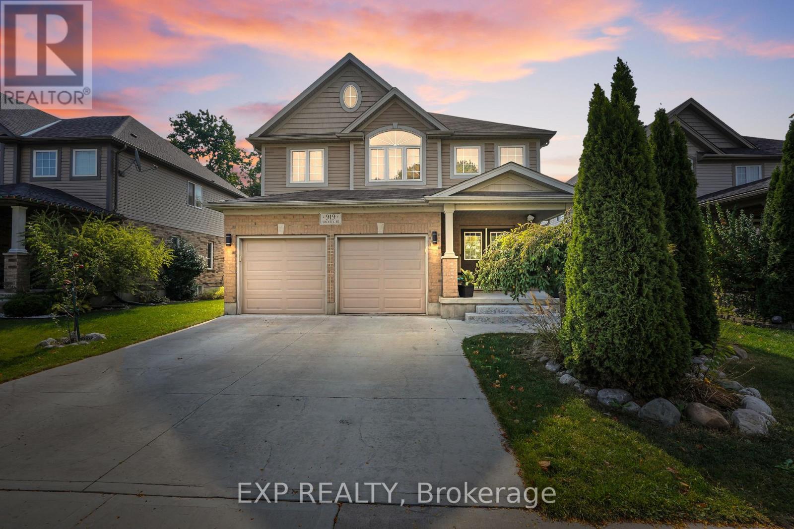 919 FOXCREEK ROAD