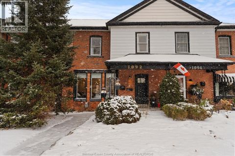1092 MONMOUTH Windsor ON N8Y3L7
