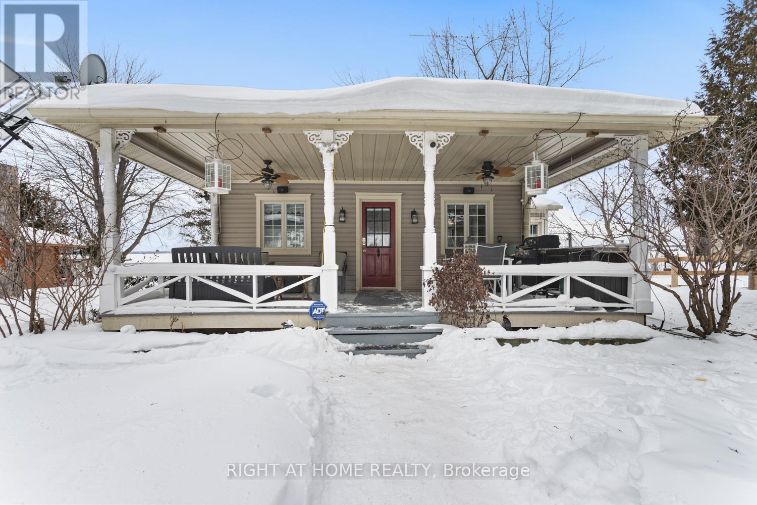 70 COLWELL CIRCLE NE