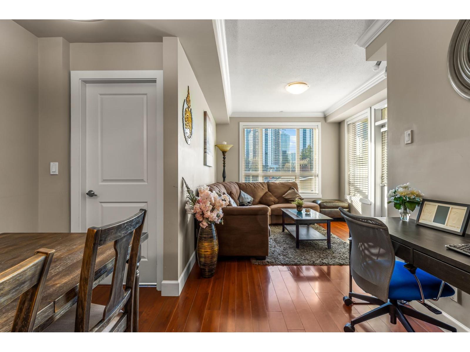 205 13897 FRASER HIGHWAY