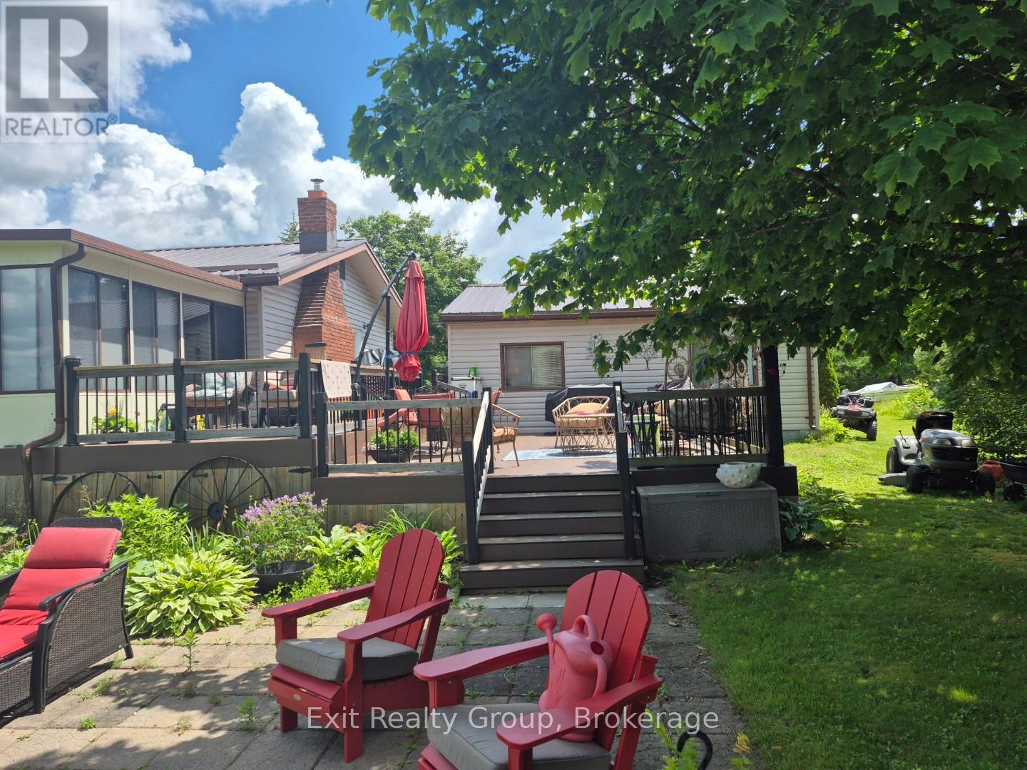 66 RODGERS ROAD - Photo 2