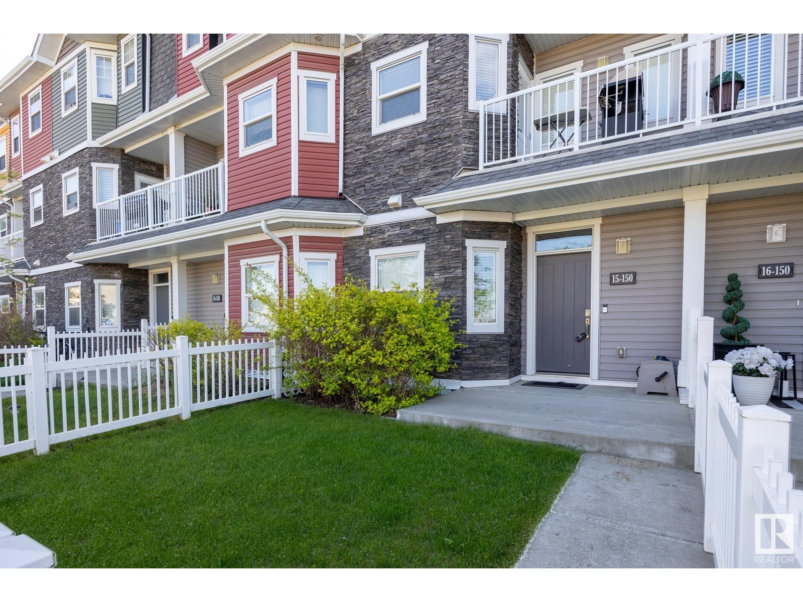 #15 150 EVERITT DR