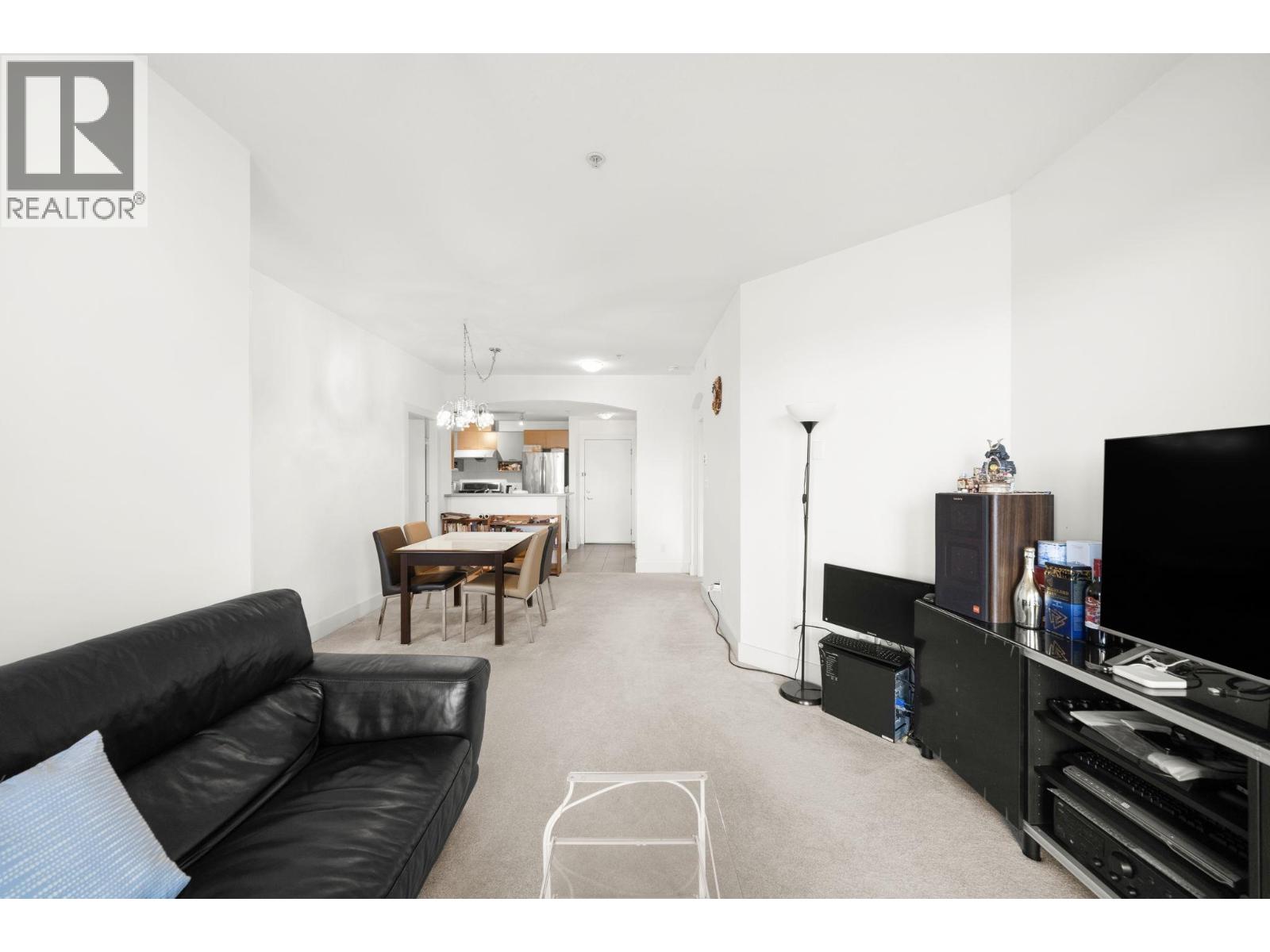 318 6033 KATSURA STREET