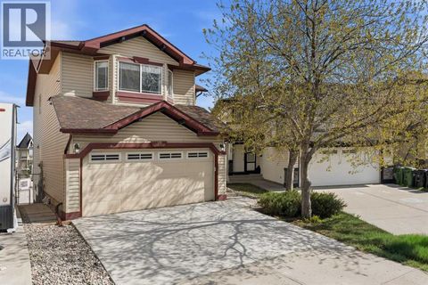 21 Panamount Crescent NW Calgary AB T3K5L7