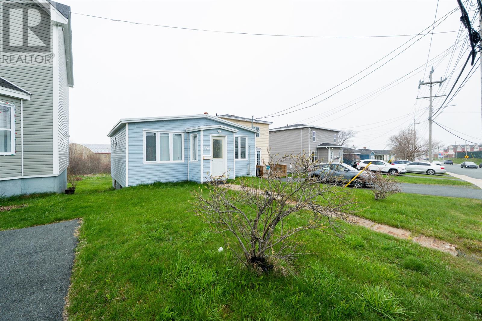 386 Empire Avenue