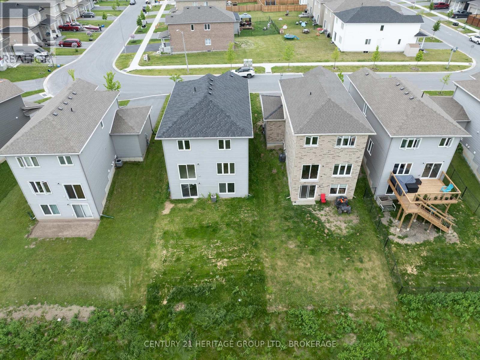 104 BRENNAN CRESCENT