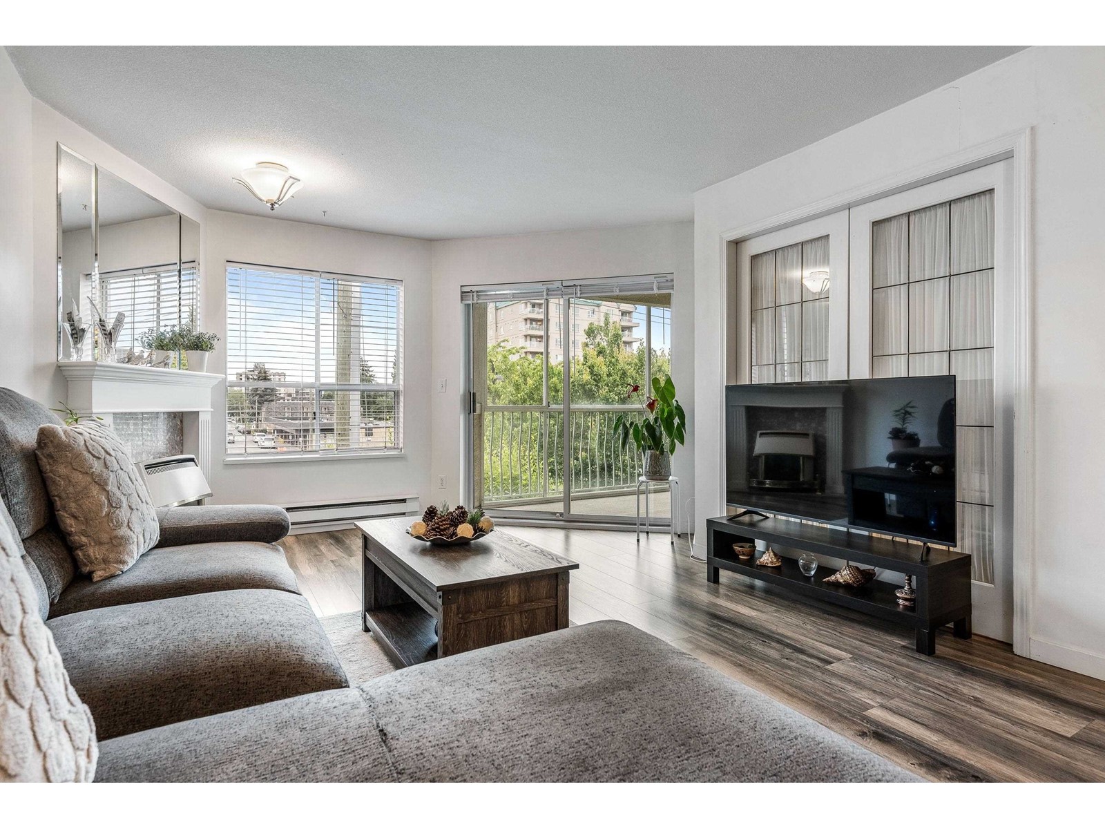 204 9400 COOK STREET|Chilliwack Downtown