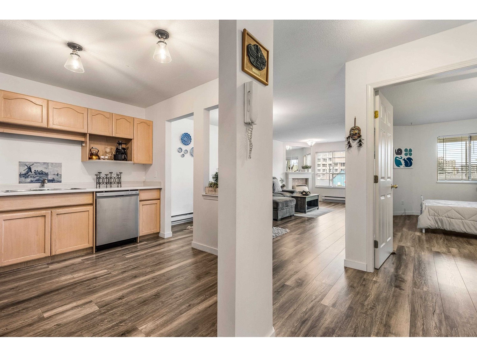 204 9400 COOK STREET|Chilliwack Downtown