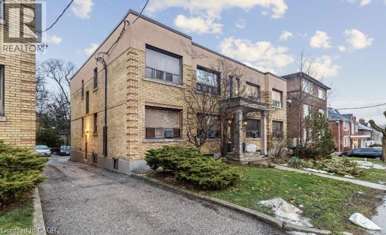 1703 & 1705 BATHURST Street